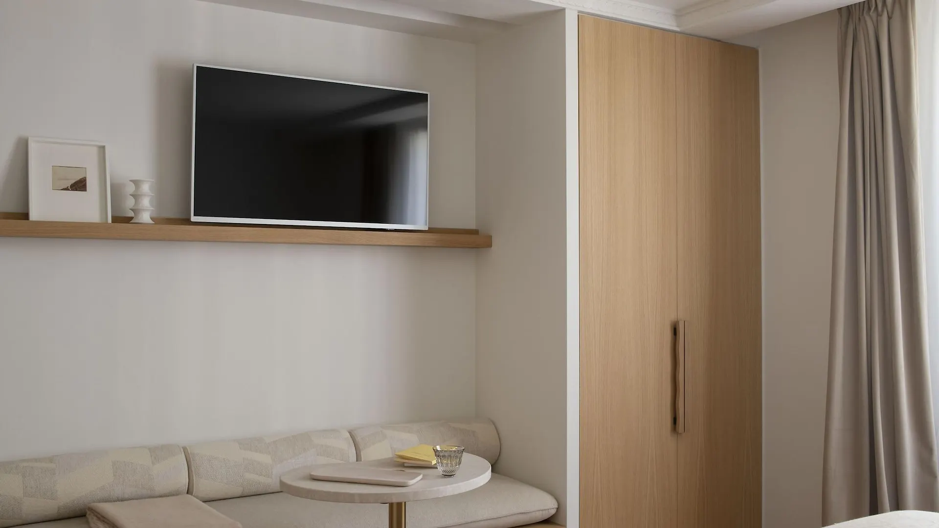 Nuage 4* Paris