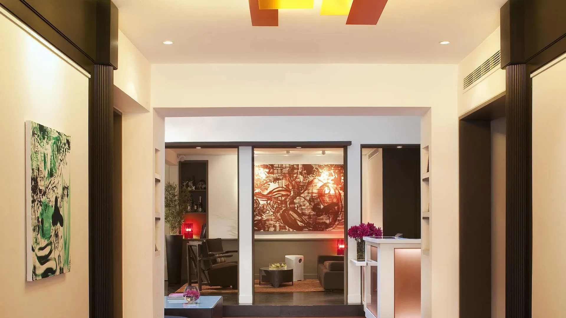 Nuage Hotel 4*